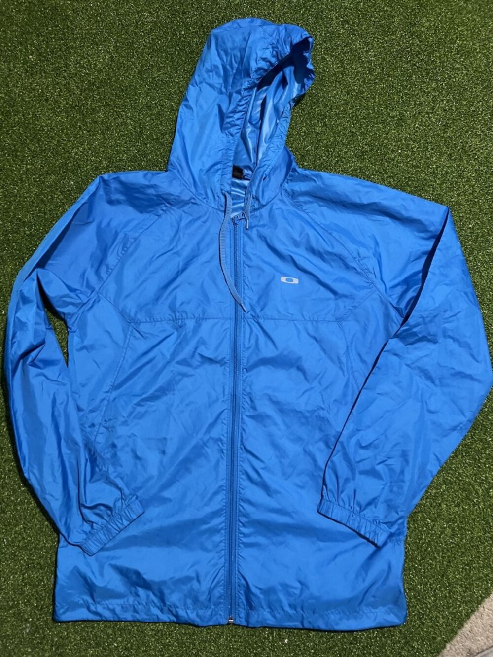 Oakley Size Large (L) Men's Blue Windbreaker Jacket with Hood - Lightweight Athl